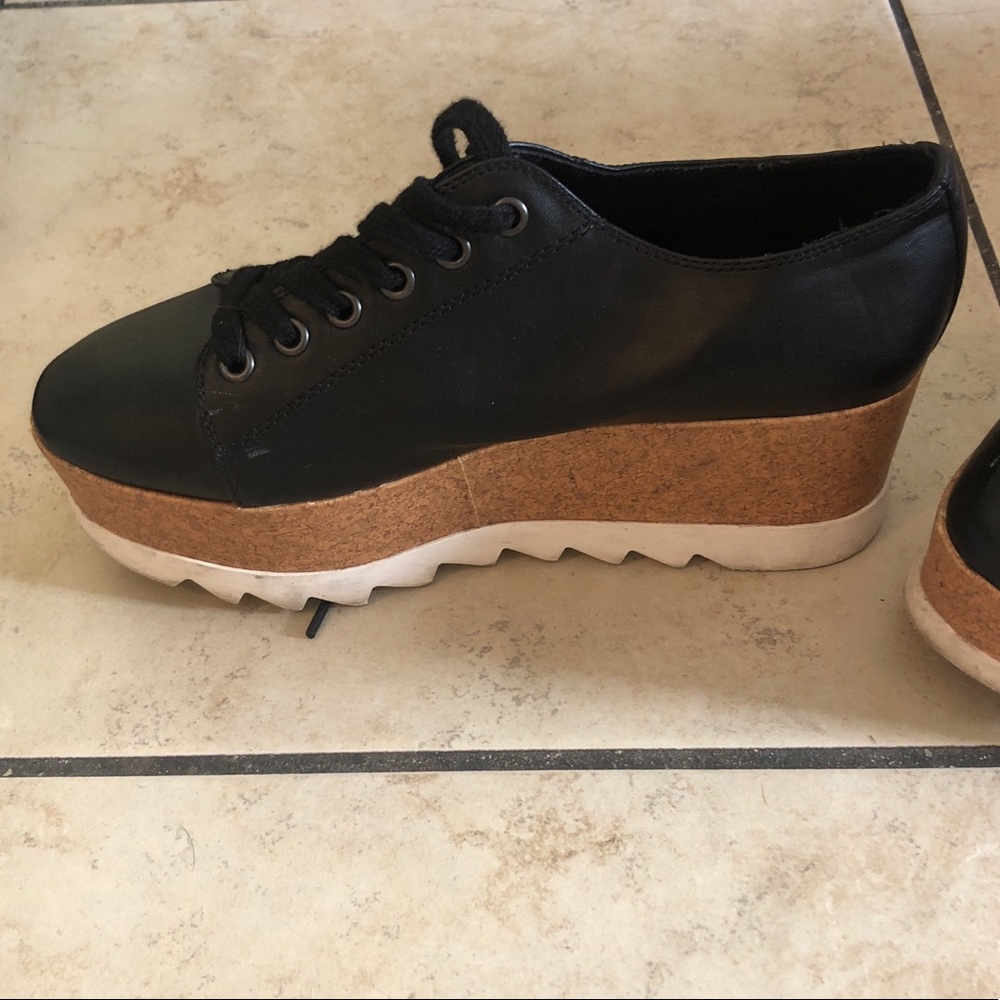 Merona platforms